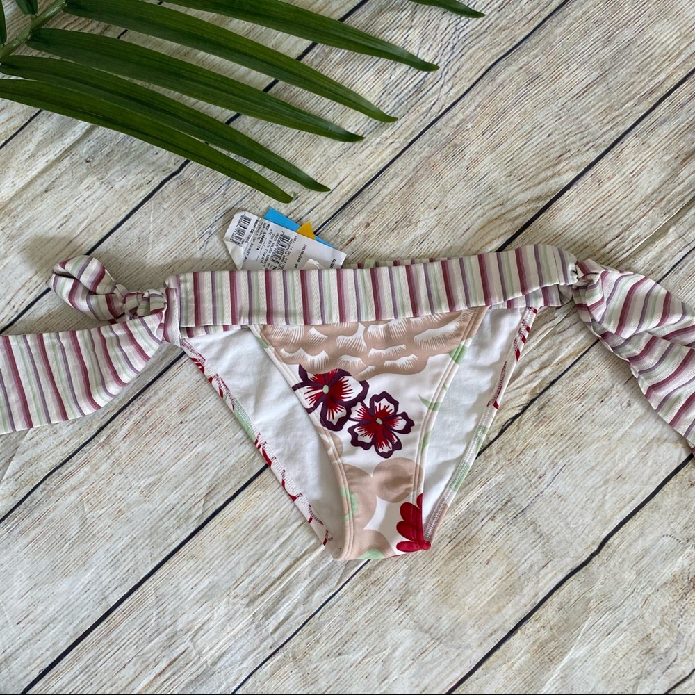NWT Agua de Coco Floral Print Bikini Size S